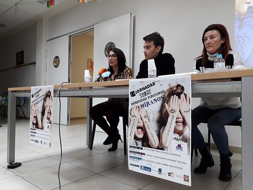 Ayuntamiento de Novelda mini-2 El alcalde inaugura las IV Jornadas  sobre Diversidad Funcional “Míranos” 