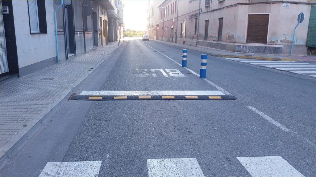 Ayuntamiento de Novelda 05-2-1024x575 Tráfico realiza mejoras de  señalización viaria para incrementar la seguridad peatonal 