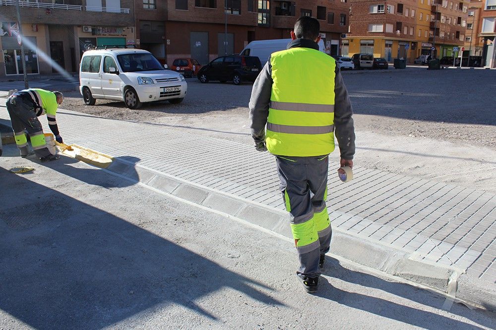 Ayuntamiento de Novelda 06 Trànsit millora els solars destinats a aparcament de la zona de Mª Cristina 