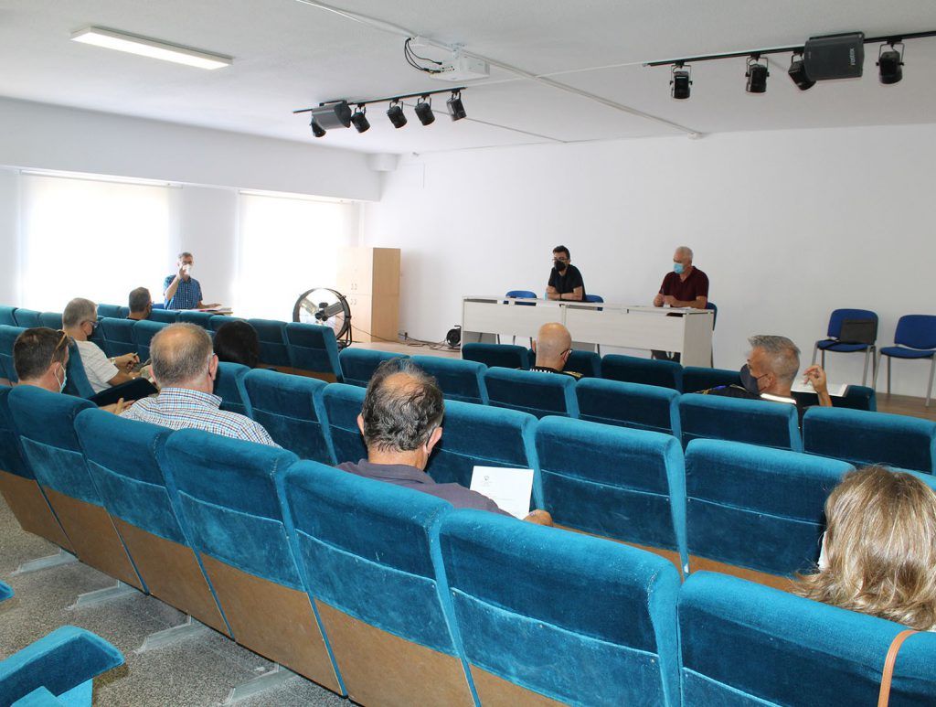 Ayuntamiento de Novelda 05-7-1024x773 La Casa de Cultura acoge una nueva reunión del Consejo Agrario 
