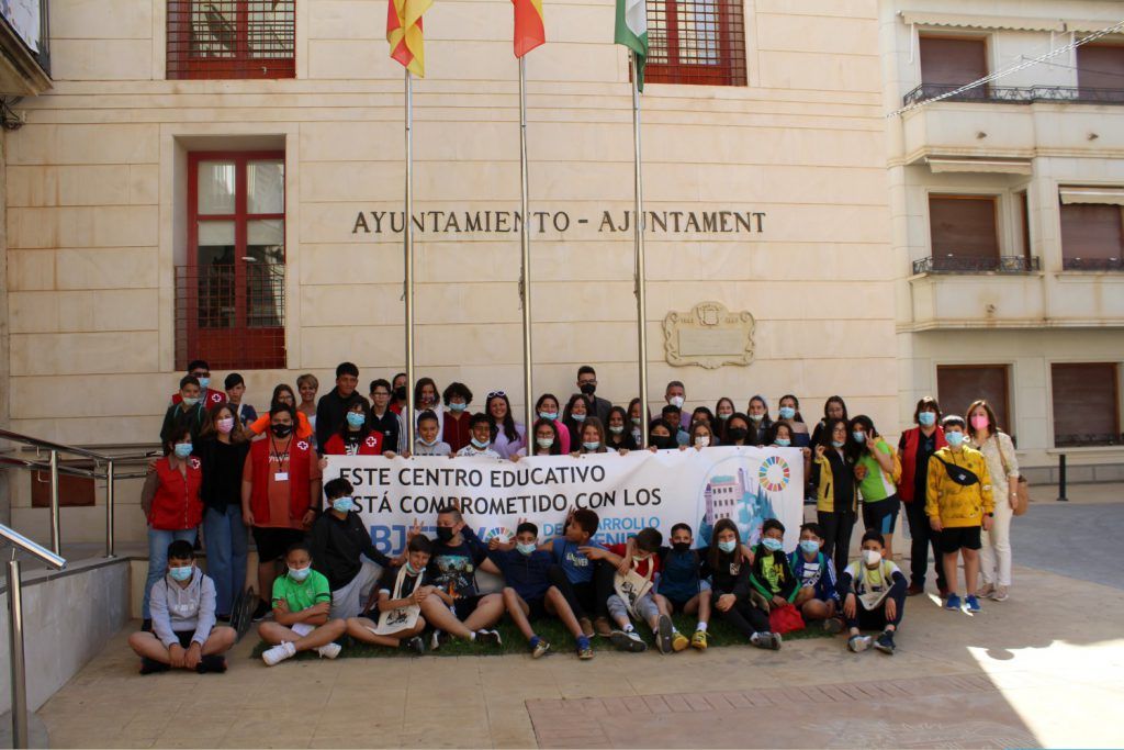 Ayuntamiento de Novelda 17-visita-ceip-jorge-juan-1024x683 Alumnat del CEIP Jorge Juan presenta propostes per a una ciutat més inclusiva, segura i sostenible 