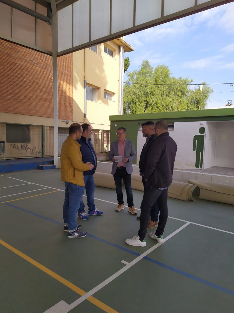 Ayuntamiento de Novelda Mejoras-cancha-basket-3-768x1024 L'Ajuntament projecta millores per a les pistes de bàsquet de la Magdalena 