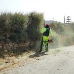 Ayuntamiento de Novelda 05-desbroce-caminos-150x150 Se inician los trabajos  de desbroce y mantenimiento de caminos rurales 