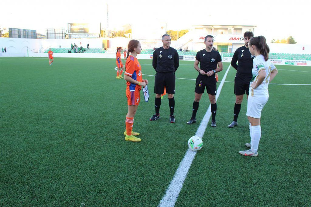 Ayuntamiento de Novelda futbol-8-1024x683 La Magdalena acoge los partidos de preparación de las selecciones autonómicas femeninas de fútbol sub-15 y sub-17 