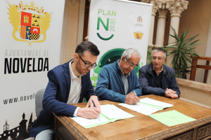Ayuntamiento de Novelda 10-Convenio-SECOT-300x200 Novelda firma un acuerdo de colaboración con la asociación SECOT 
