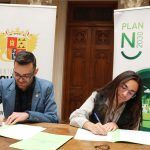 Ayuntamiento de Novelda convenio-2-150x150 L'Ajuntament renova el conveni amb el Consell de la Joventut 